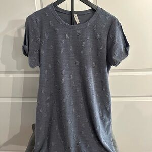 Women's Distressed Gray T-Shirt
